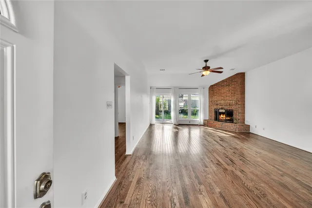 $2,000 | 16531 Tranquil Drive, Sugar Land, TX 77498