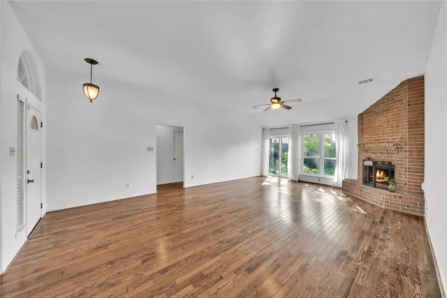 $2,000 | 16531 Tranquil Drive, Sugar Land, TX 77498