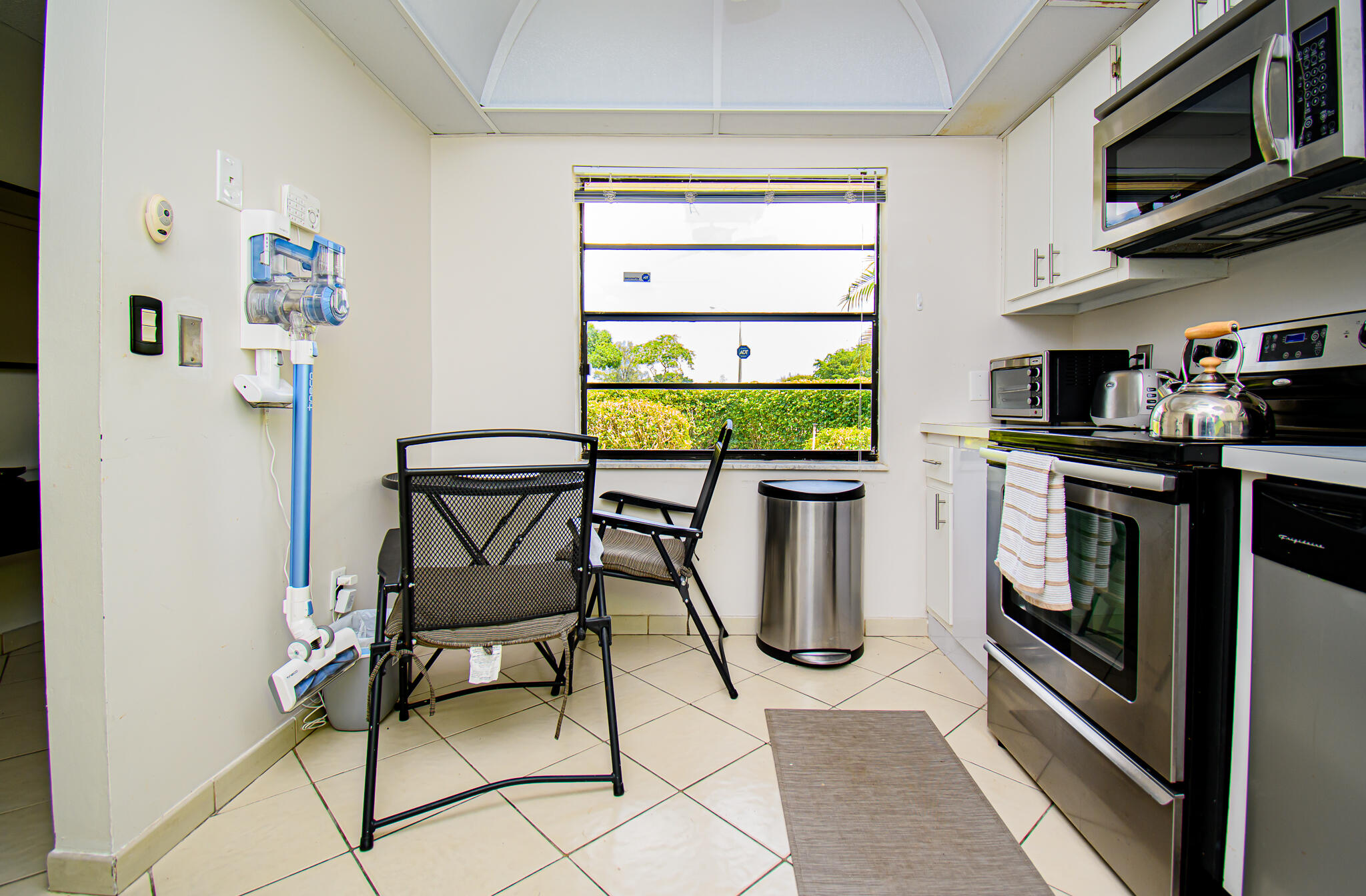 8334 Cypress Lane, Unit 1A Boca Raton, FL 33433 - Photo 28 of 42 DSC_5761