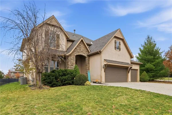 $675,000 | 24004 West 124th Street, Olathe, KS 66061