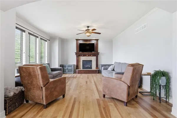 $675,000 | 24004 West 124th Street, Olathe, KS 66061