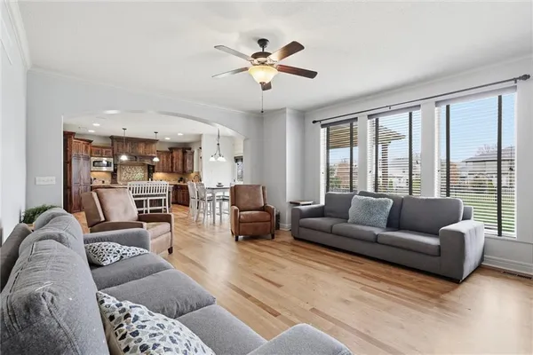 $675,000 | 24004 West 124th Street, Olathe, KS 66061