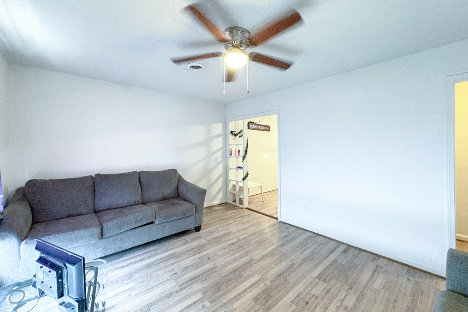 1926 38th Street Lubbock, TX 79412 - Photo 3 of 20 Living Area