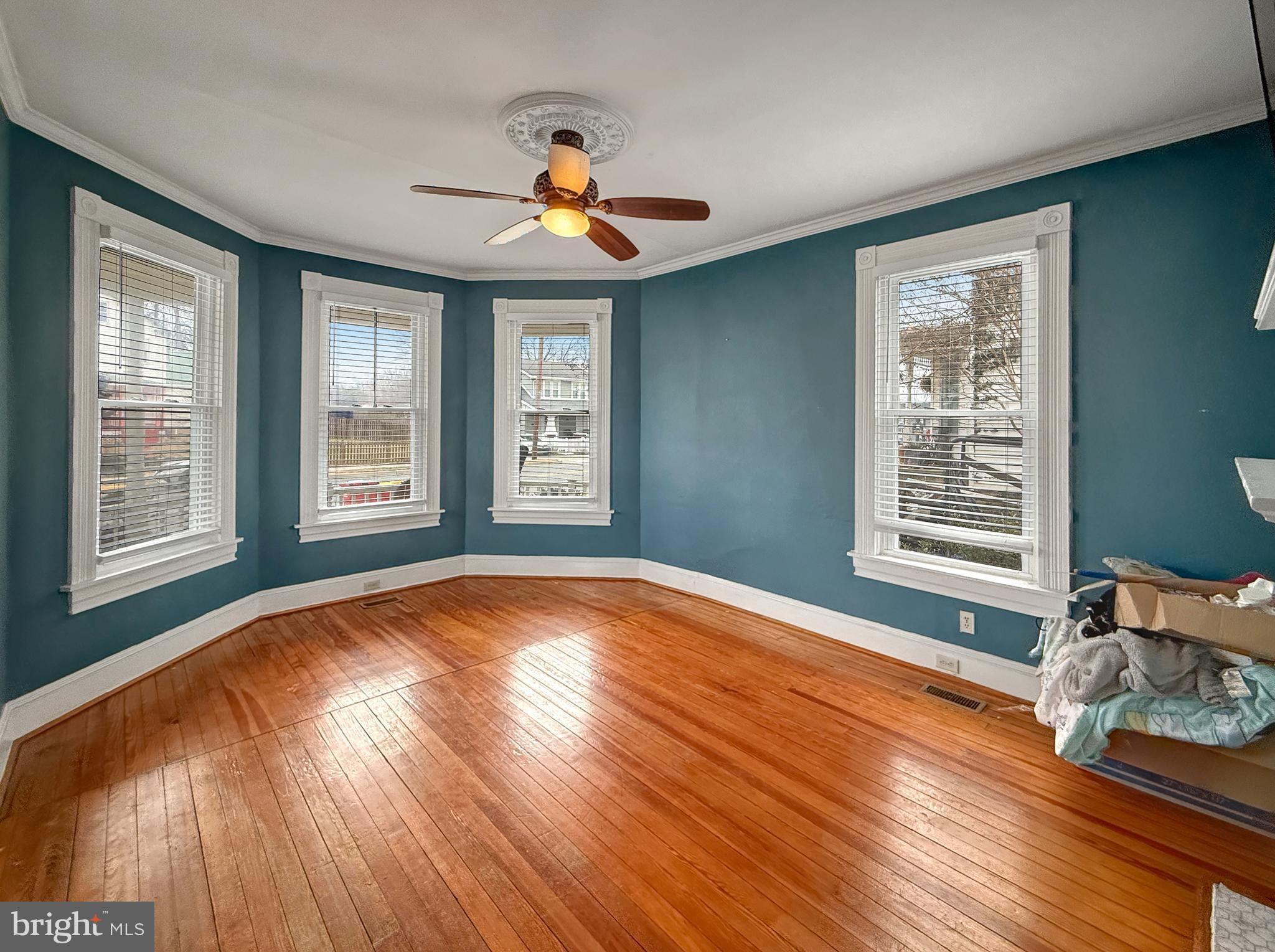 500 South Mildred Street Ranson, WV 25438 - Photo 7 of 31 Tons of space and windows