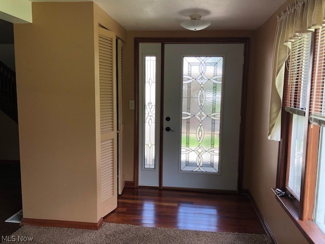 8580 Webster Road Strongsville, OH 44136 - Photo 4 of 24
