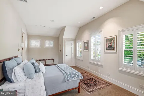 $2,300,000 | 728 Mill Street, Moorestown, NJ 08057