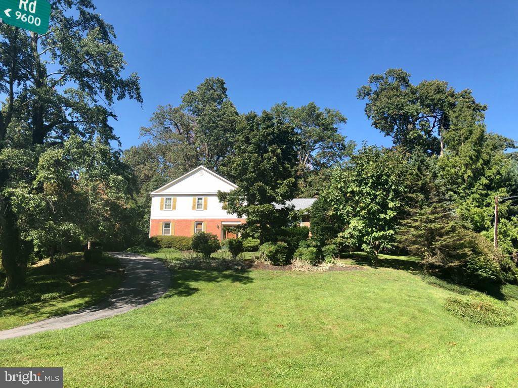 9501 Emory Grove Road Gaithersburg, MD 20877 - Photo 3 of 26