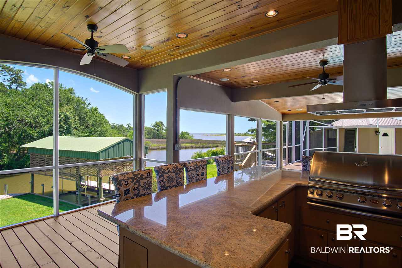 3136 Cumberland Road Theodore, AL 36582 - Photo 23 of 50 Outdoor Kitchen with granite.