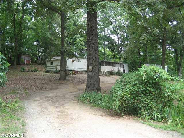 20044 Landora Bridge Road Ruther Glen, VA 22546 - Photo 5 of 7 Gallery Image 5