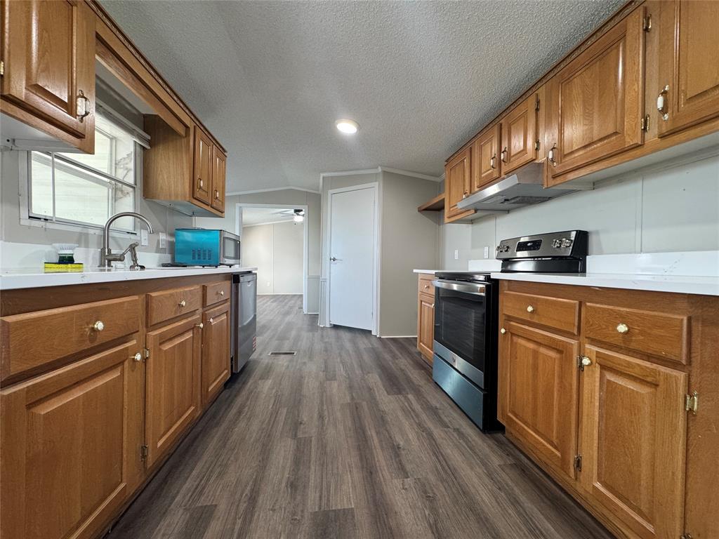 1204 Traders Road Greenville, TX 75402 - Photo 2 of 12