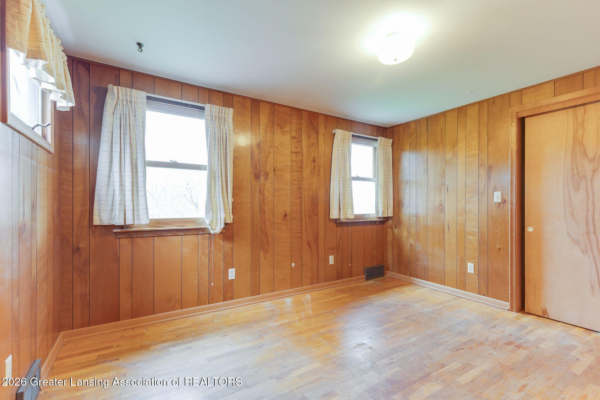 690 Okemos Road Mason, MI 48854 - Photo 37 of 85 fvObwVeQ