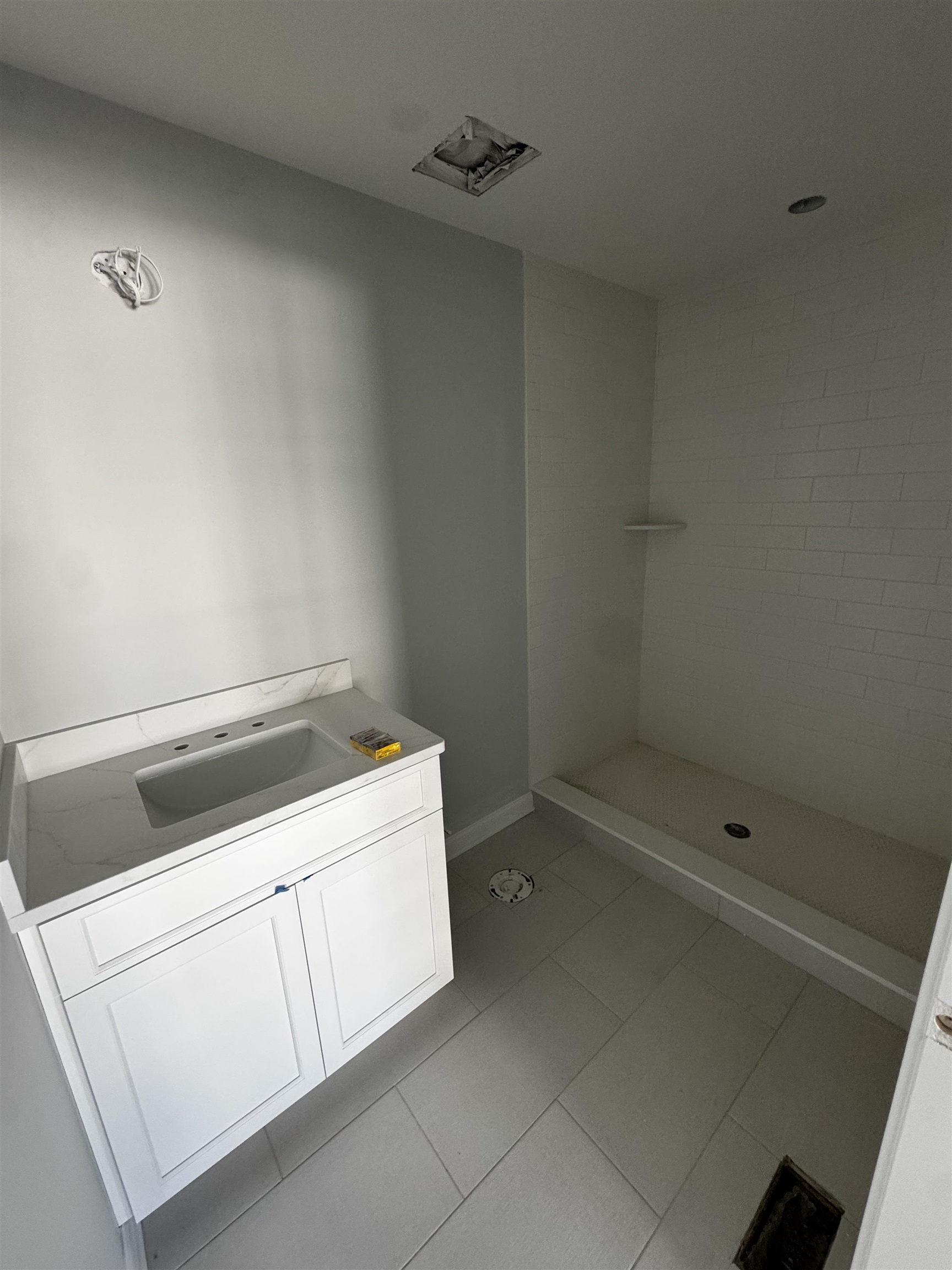 34 West 13th Street Avalon, NJ 08202 - Photo 22 of 28 a utility room with dryer and washer