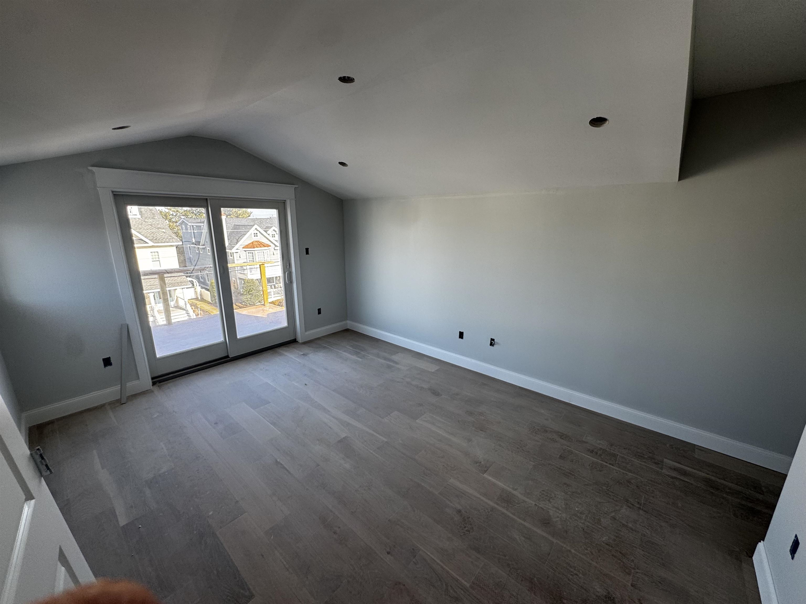 34 West 13th Street Avalon, NJ 08202 - Photo 26 of 28 an empty room with windows