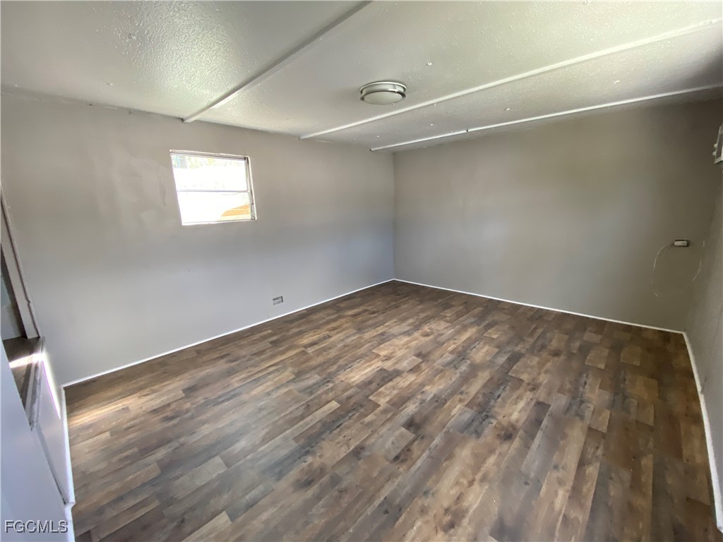 4900 Tice Street Fort Myers, FL 33905 - Photo 6 of 10