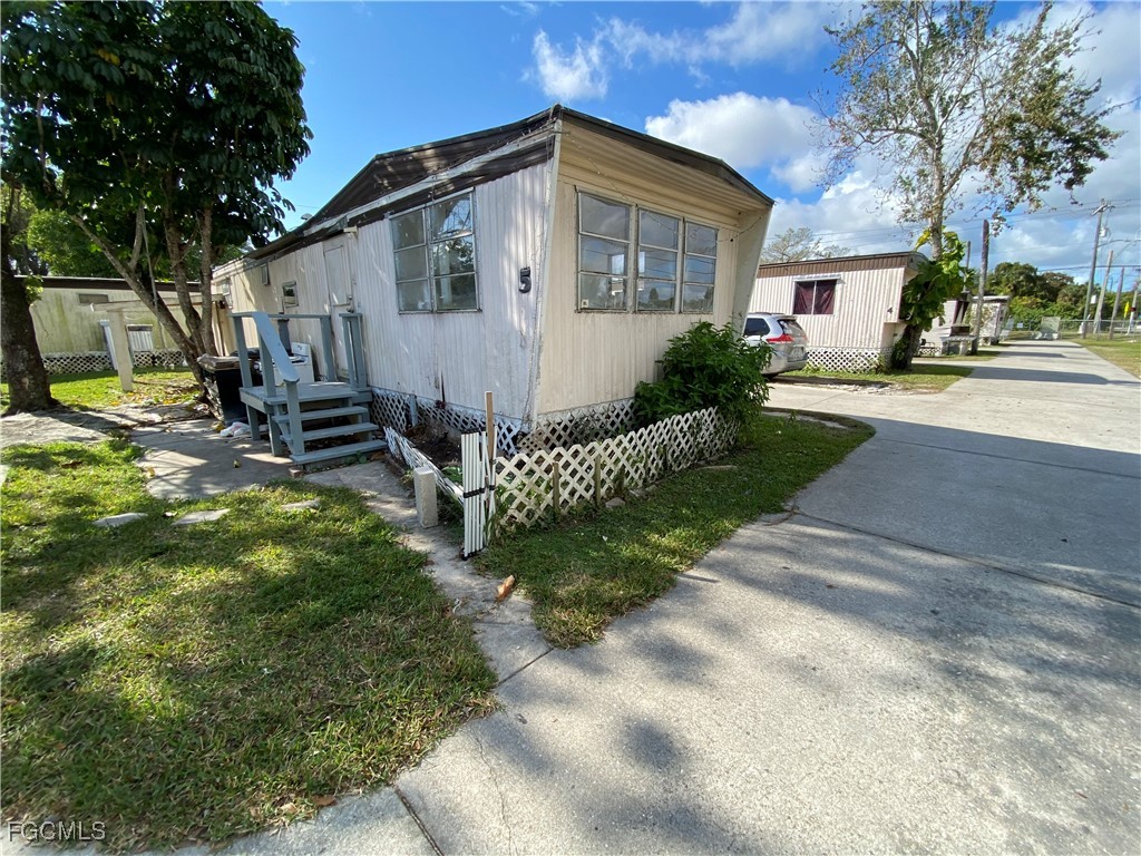 4900 Tice Street Fort Myers, FL 33905 - Photo 10 of 10