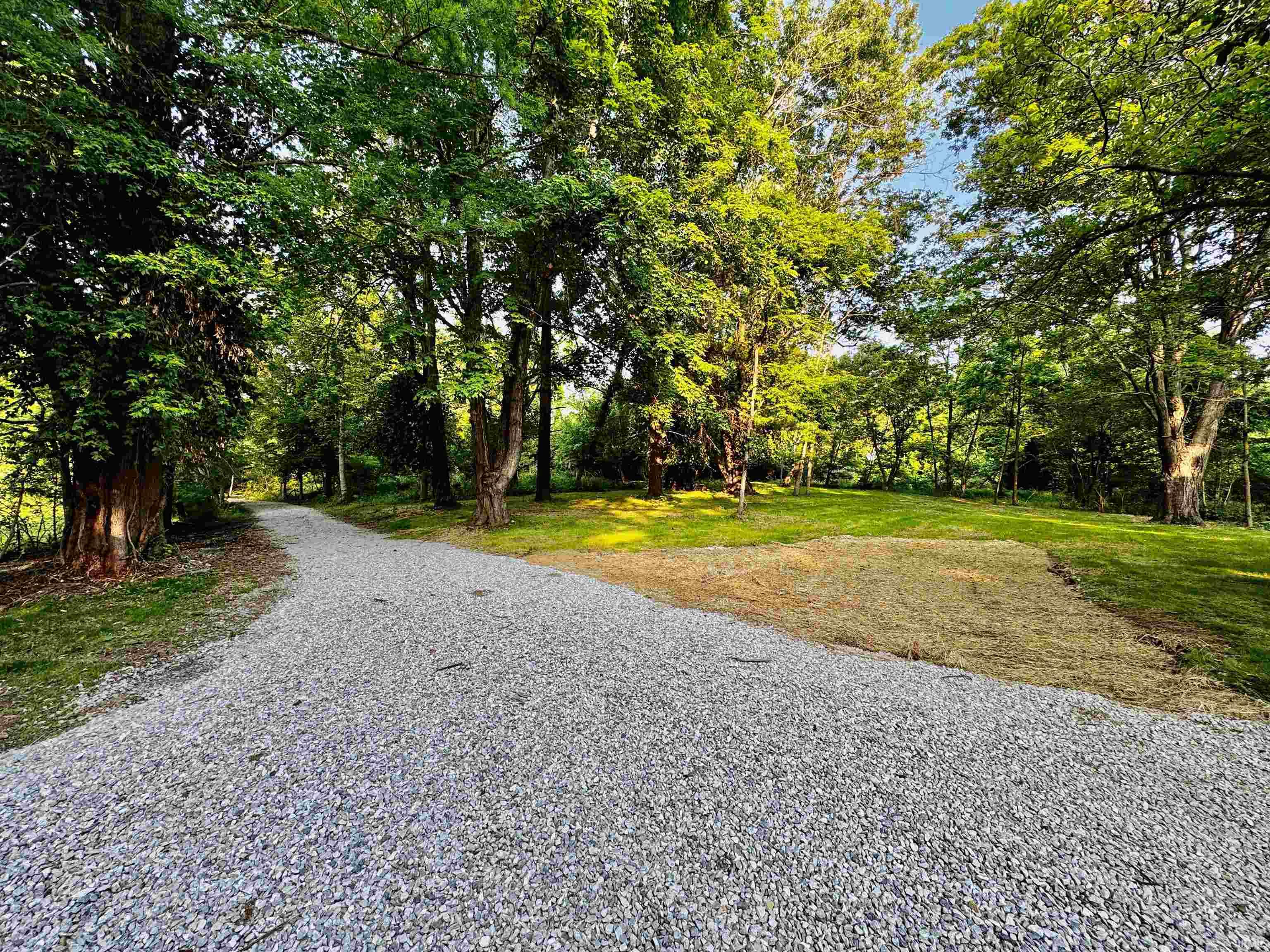 1870 South Knightridge Road Bloomington, IN 47401 - Photo 20 of 21 Gallery Image 20