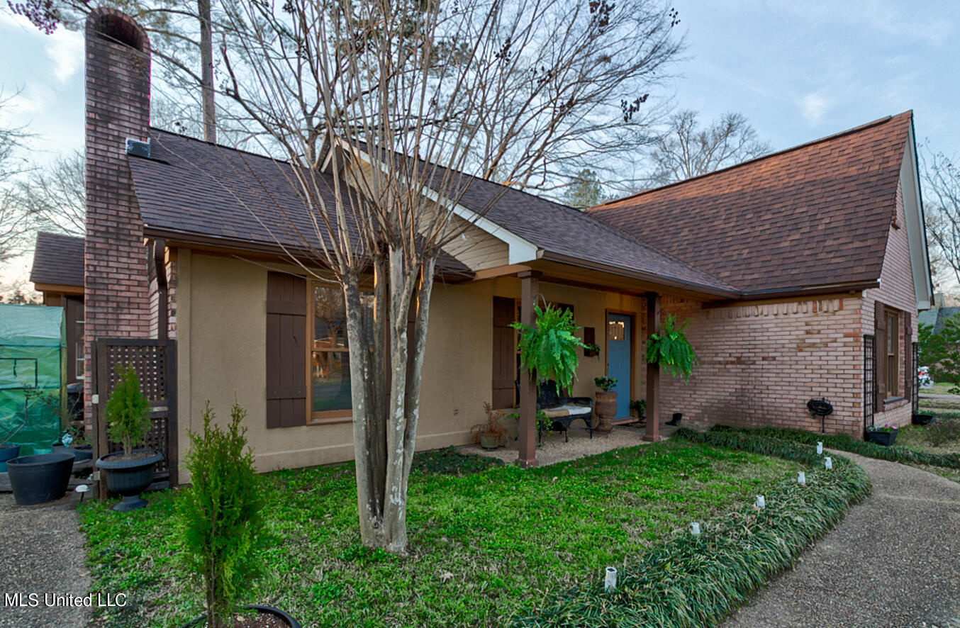 230 Williams Circle Flowood, MS 39232 - Photo 2 of 28 230 Williams Cir ext final-2