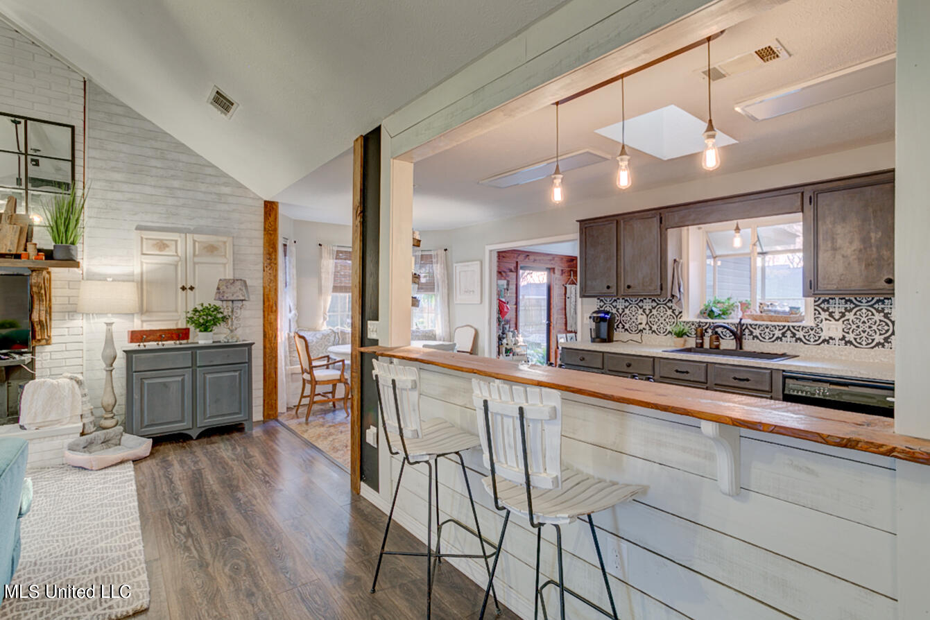 230 Williams Circle Flowood, MS 39232 - Photo 5 of 28 230 Williams Cir int final-2