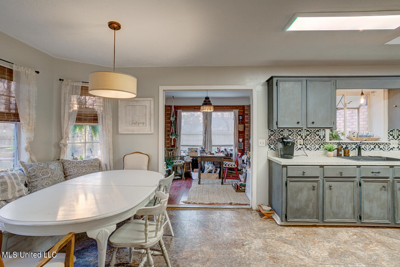 230 Williams Circle Flowood, MS 39232 - Photo 9 of 28 230 Williams Cir int final-6