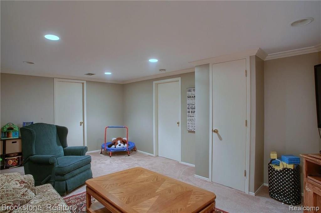 854 Ravine Terrace Drive Rochester Hills, MI 48307 - Photo 24 of 29