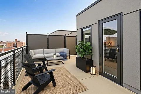 $1,075,000 | 1211 13th Street Northwest, Unit 803, Washington, DC 20005