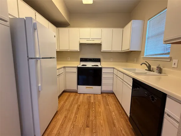 $1,700 | 1330 Old Spanish Trail, Unit 3201, Houston, TX 77054