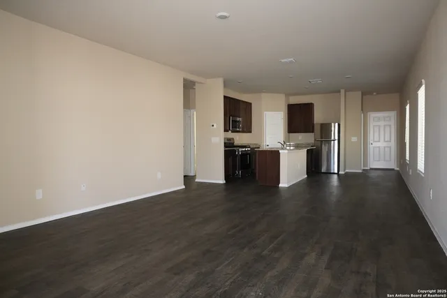 $1,900 | 2019 Marshall Manors, Converse, TX 78109