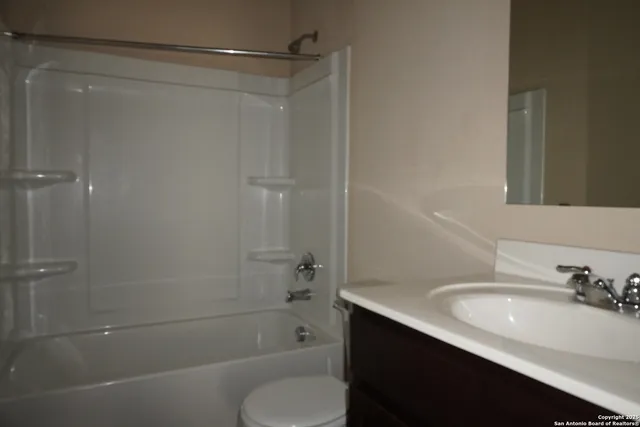 $1,900 | 2019 Marshall Manors, Converse, TX 78109