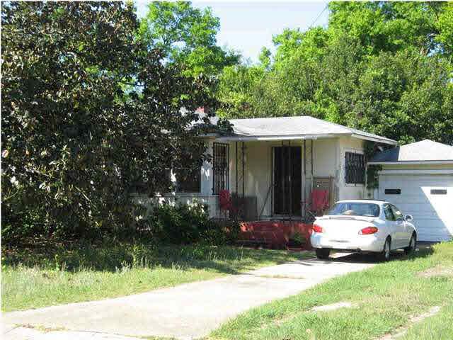 701 Rue Max Street Pensacola, FL 32507 - Photo 1 of 6 701 Rue Max