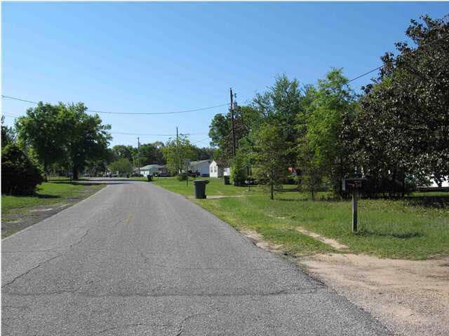 701 Rue Max Street Pensacola, FL 32507 - Photo 4 of 6 View down the street.