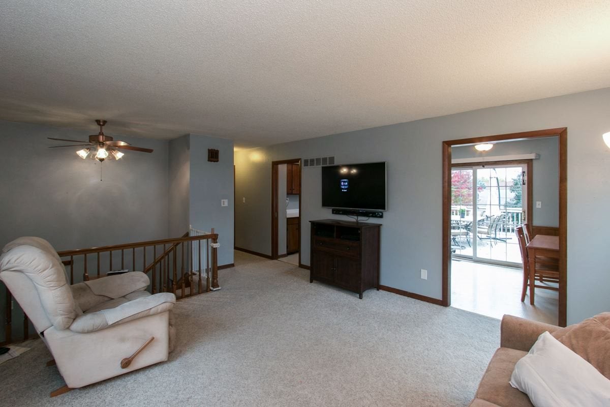 308 Sycamore Street Riverside, IA 52327 - Photo 7 of 25 Gallery Image 7