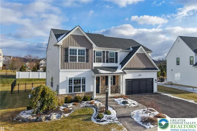 $700,000 | 3514 Coventry Drive, Macungie, PA 18062