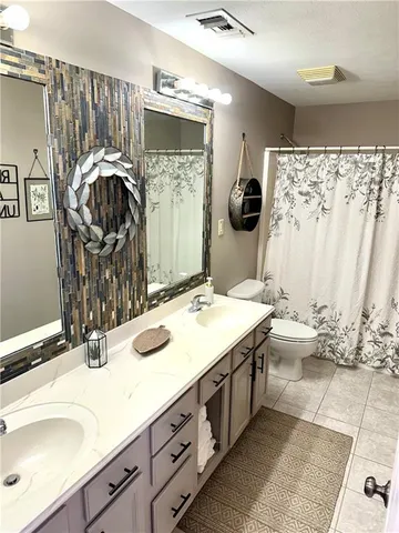 $879,000 | 8058 Champions Way, Pineville, LA 71360