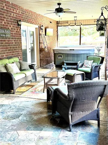 $879,000 | 8058 Champions Way, Pineville, LA 71360