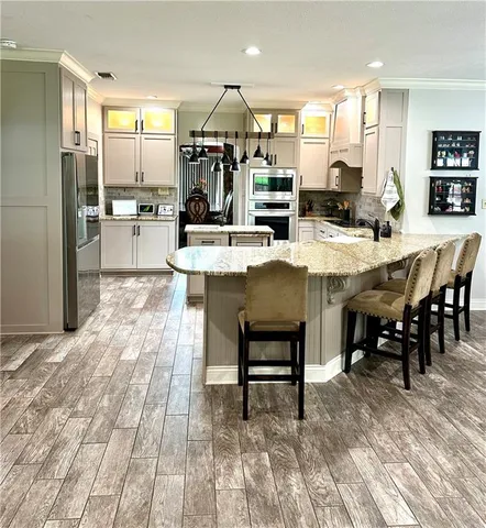 $879,000 | 8058 Champions Way, Pineville, LA 71360