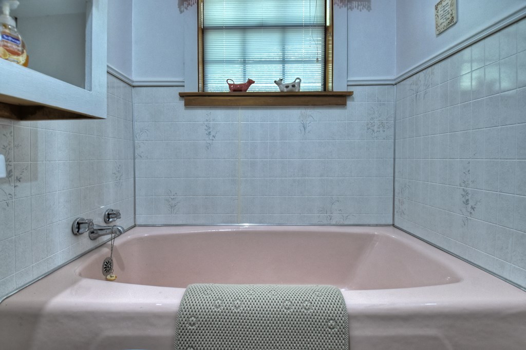 222 Sugar Creek Road Blue Ridge, GA 30513 - Photo 22 of 52 Gallery Image 22