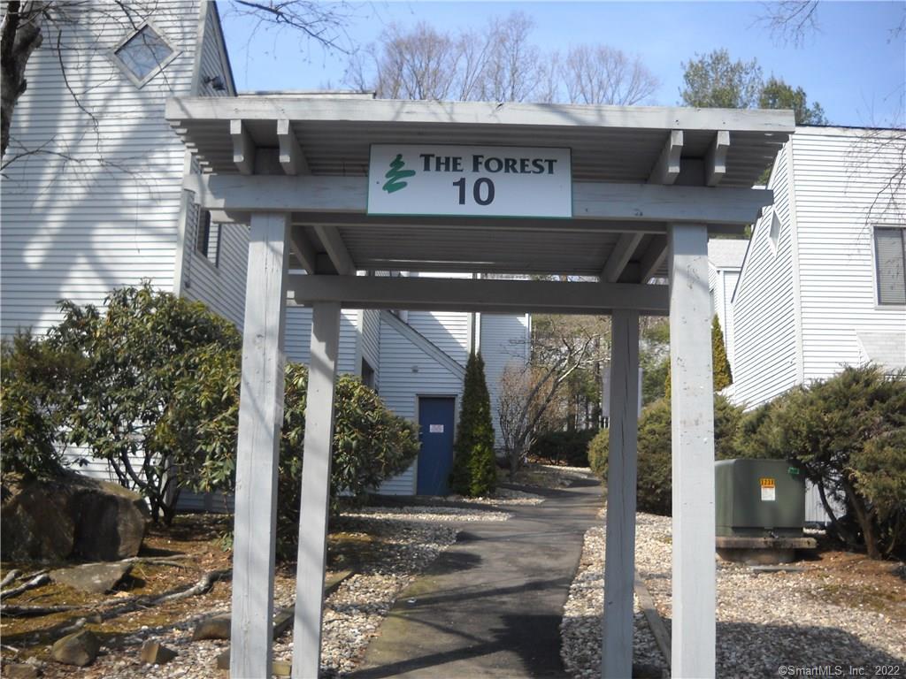 10 Talcott Forest Road, Unit E Farmington, CT 06032 - Photo 1 of 1 a view of a entrance gate of the building
