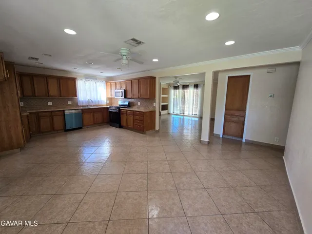 $247,000 | 25807 Cherryhill Drive, Boron, CA 93516