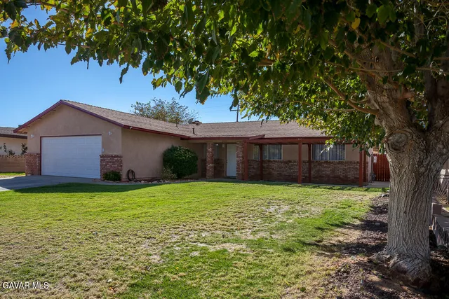 $247,000 | 25807 Cherryhill Drive, Boron, CA 93516