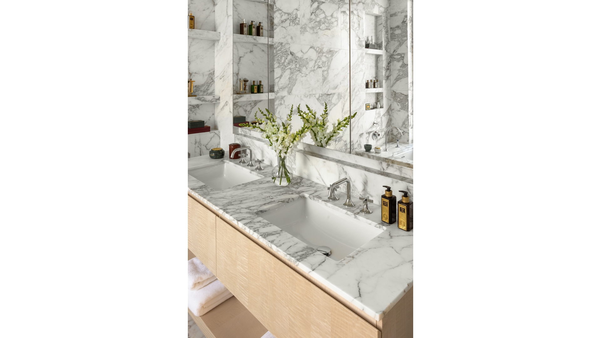 201 East 74th Street, Unit 27 Manhattan, NY 10021 - Photo 10 of 34