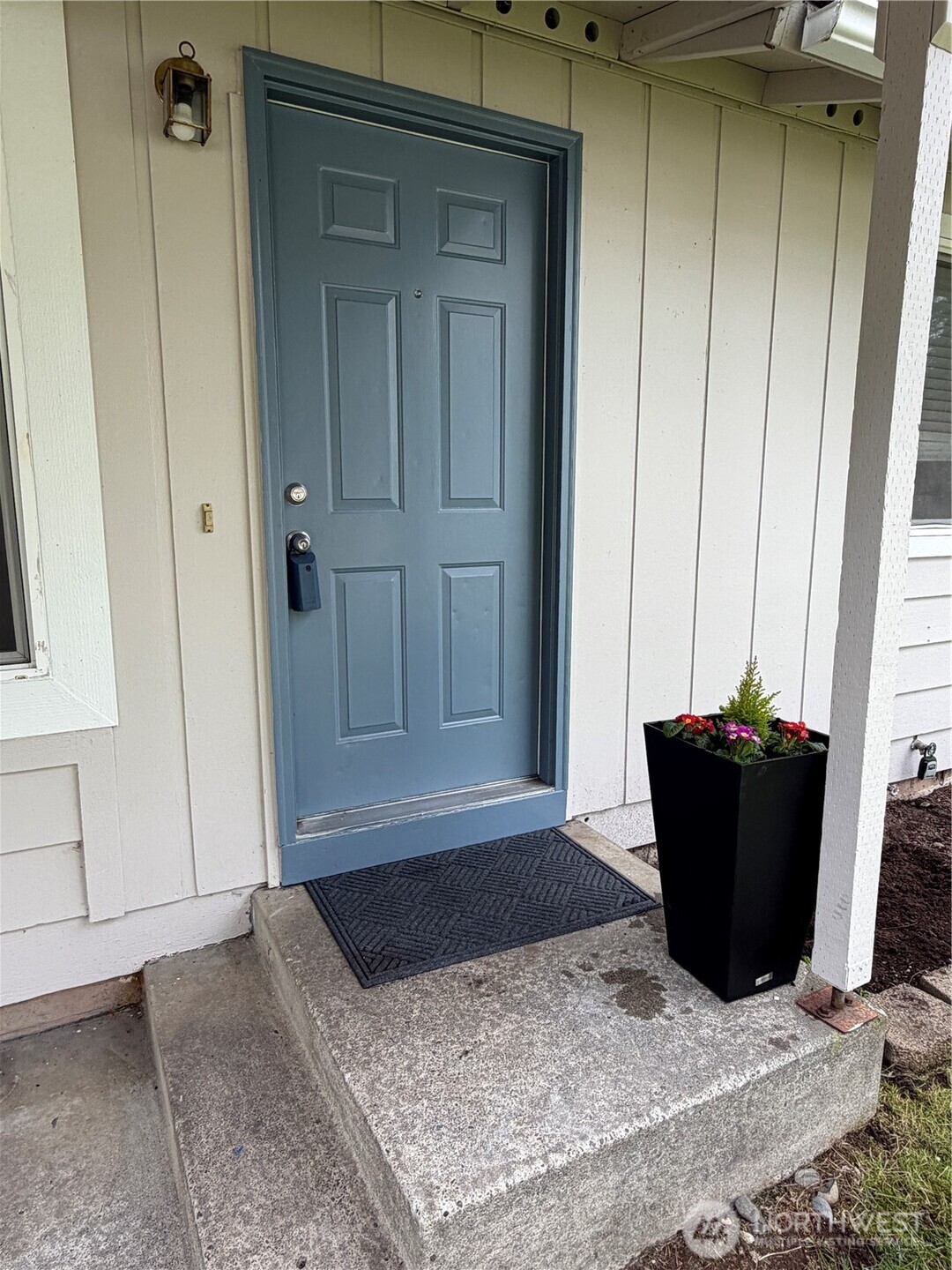 23341 Southeast 266th Street Maple Valley, WA 98038 - Photo 3 of 33