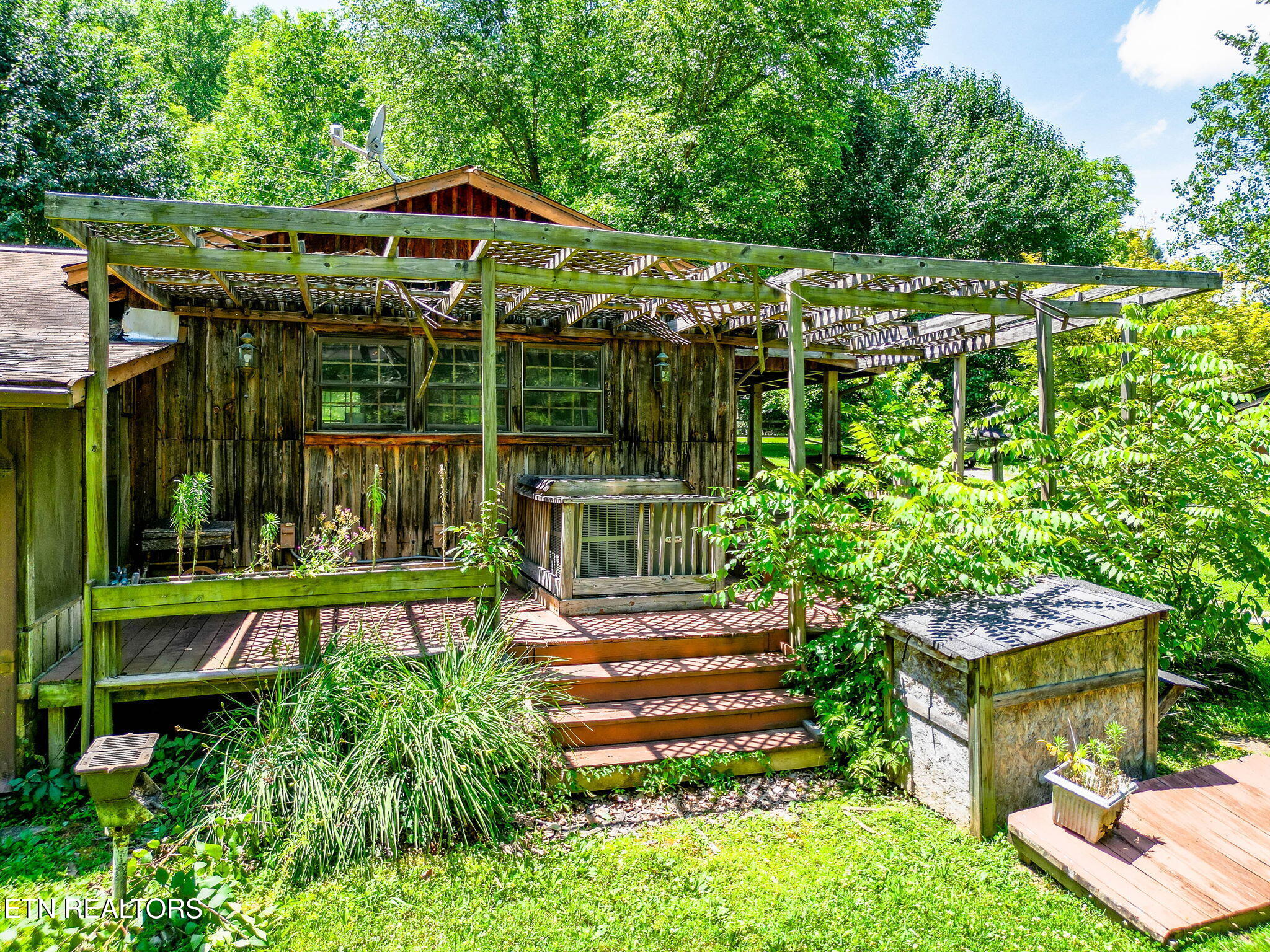 2255 Citico Road Vonore, TN 37885 - Photo 8 of 60 27-web-or-mls-DJI_0489-HDR