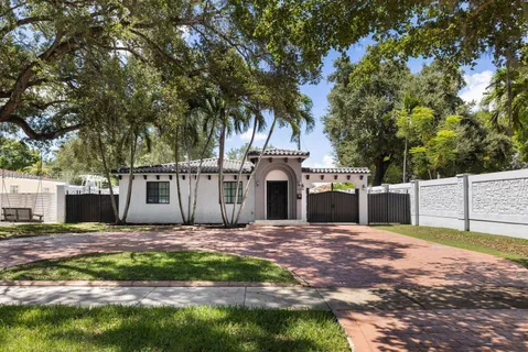 $929,000 | 6556 Southwest 23rd Street, West Miami, FL 33155