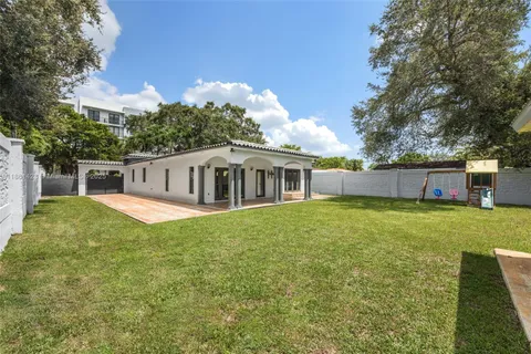 $929,000 | 6556 Southwest 23rd Street, West Miami, FL 33155