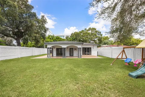 $929,000 | 6556 Southwest 23rd Street, West Miami, FL 33155