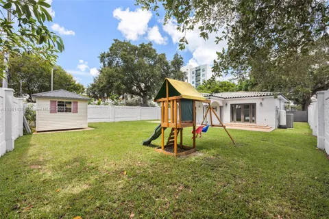 $929,000 | 6556 Southwest 23rd Street, West Miami, FL 33155