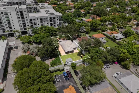 $929,000 | 6556 Southwest 23rd Street, West Miami, FL 33155