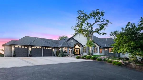 $1,999,000 | 17159 Coyote Pass Lane, Clovis, CA 93619