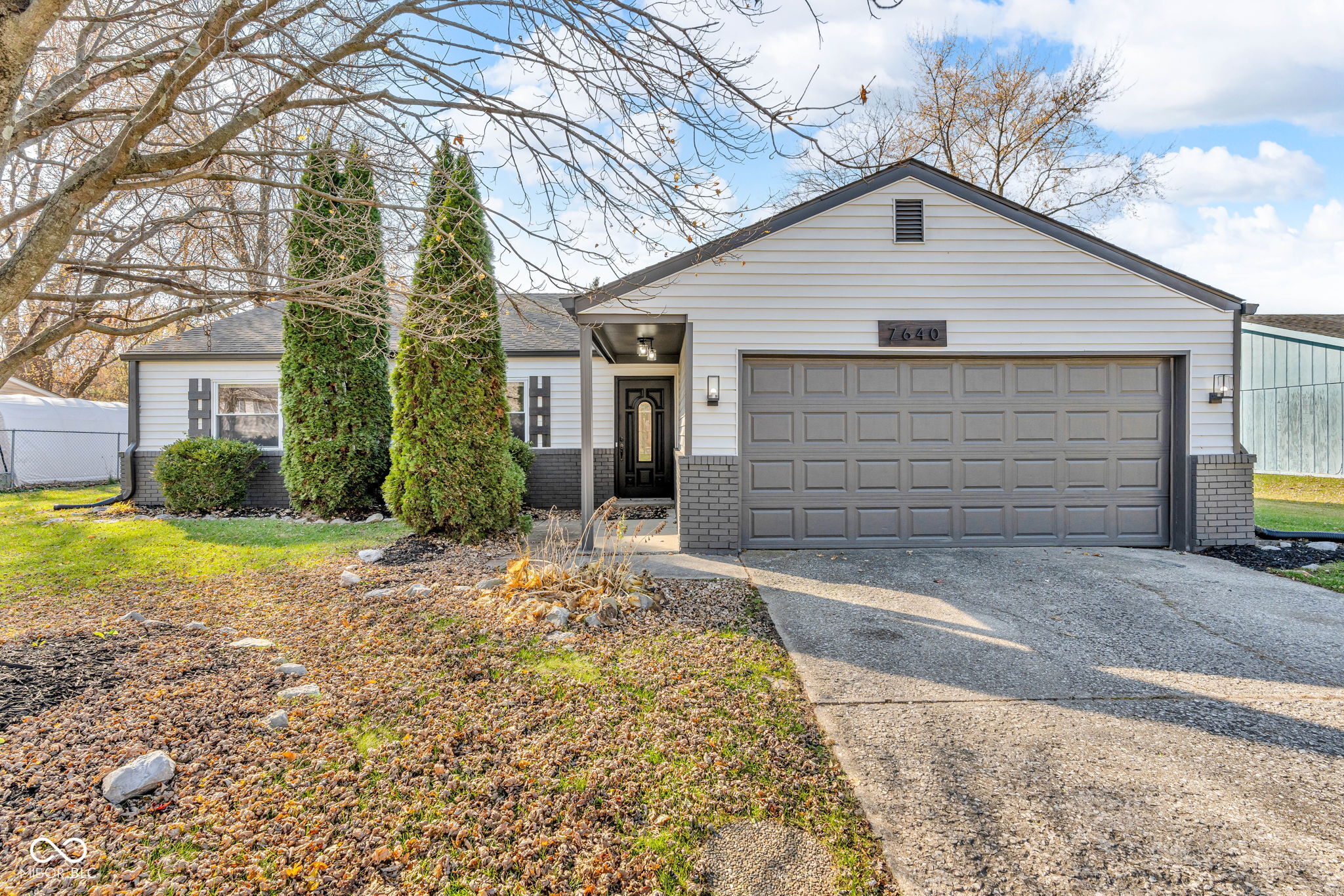 7640 Gordon Way Indianapolis, IN 46237 - Photo 1 of 46