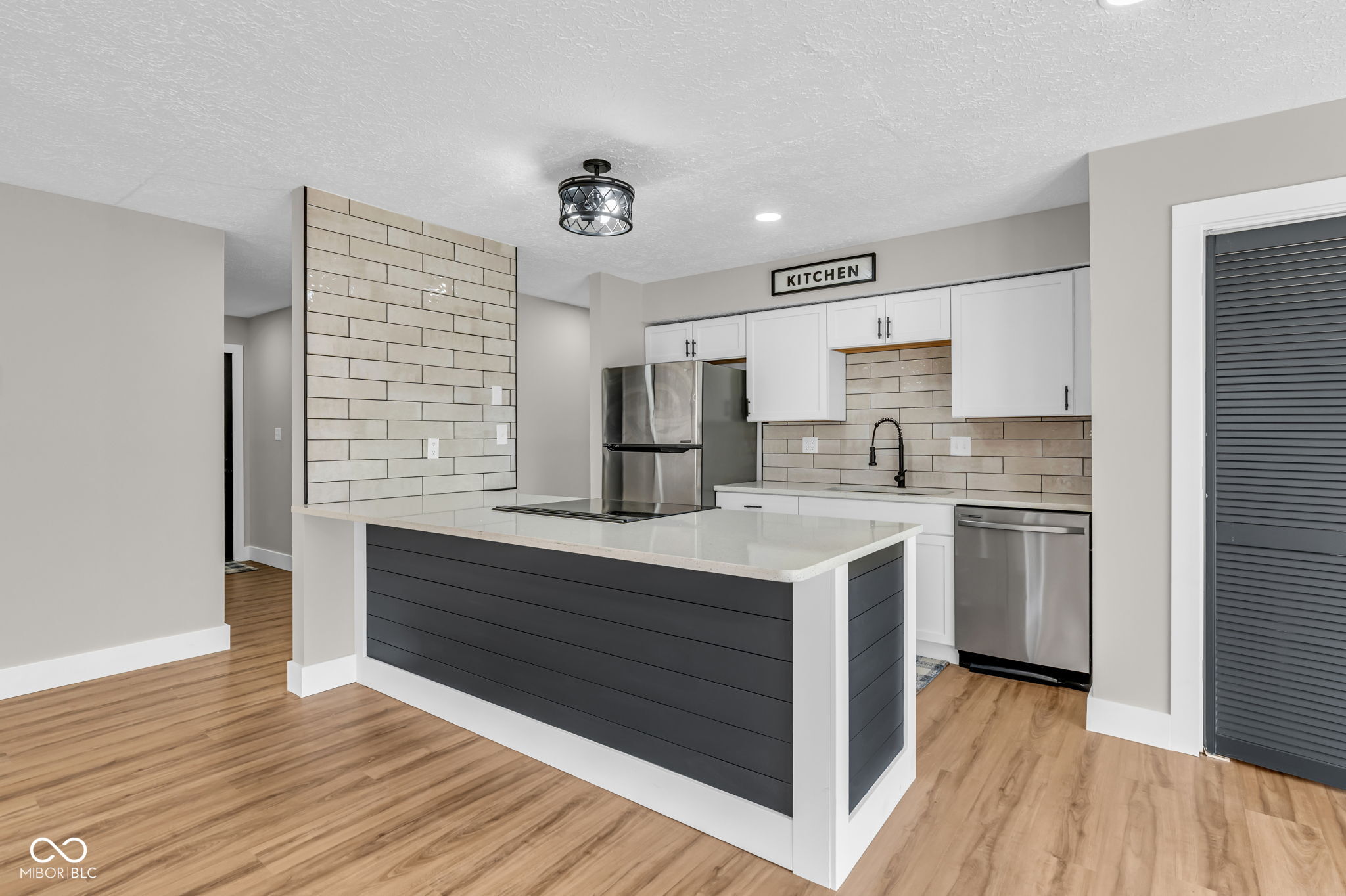 7640 Gordon Way Indianapolis, IN 46237 - Photo 14 of 46